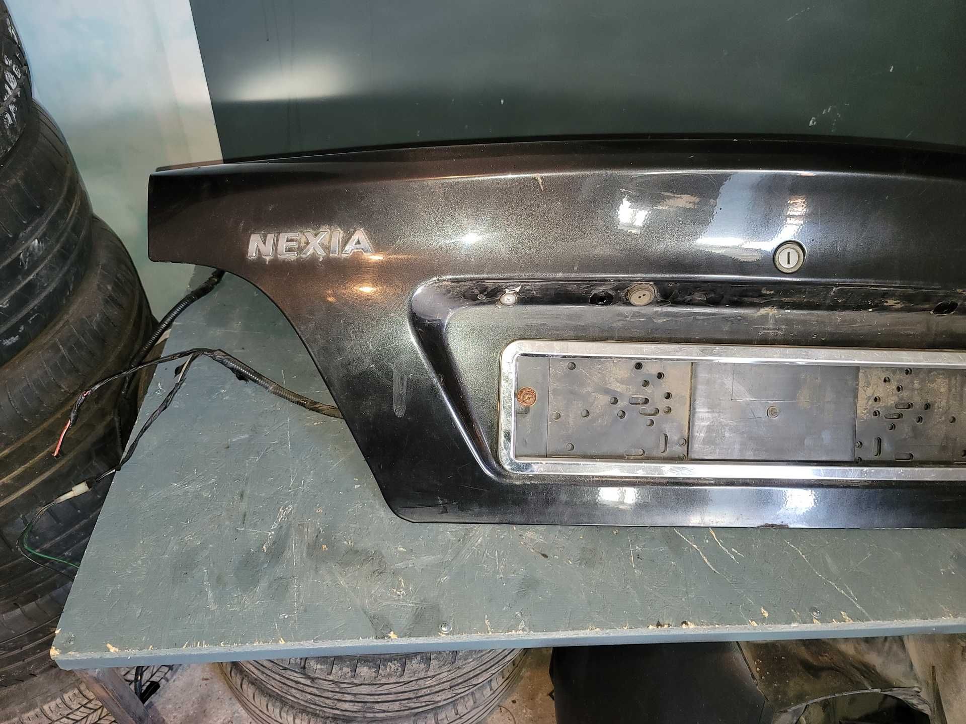 Кришка багажника Daewoo Nexia\Део Нексія(N150) з проводкою