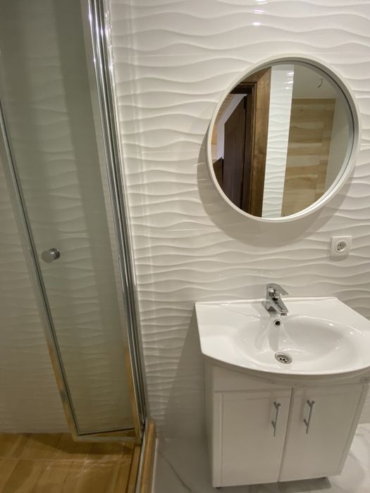 Апартаменти всі номера з кондиціонером, нові після ремонту, з кухнею.