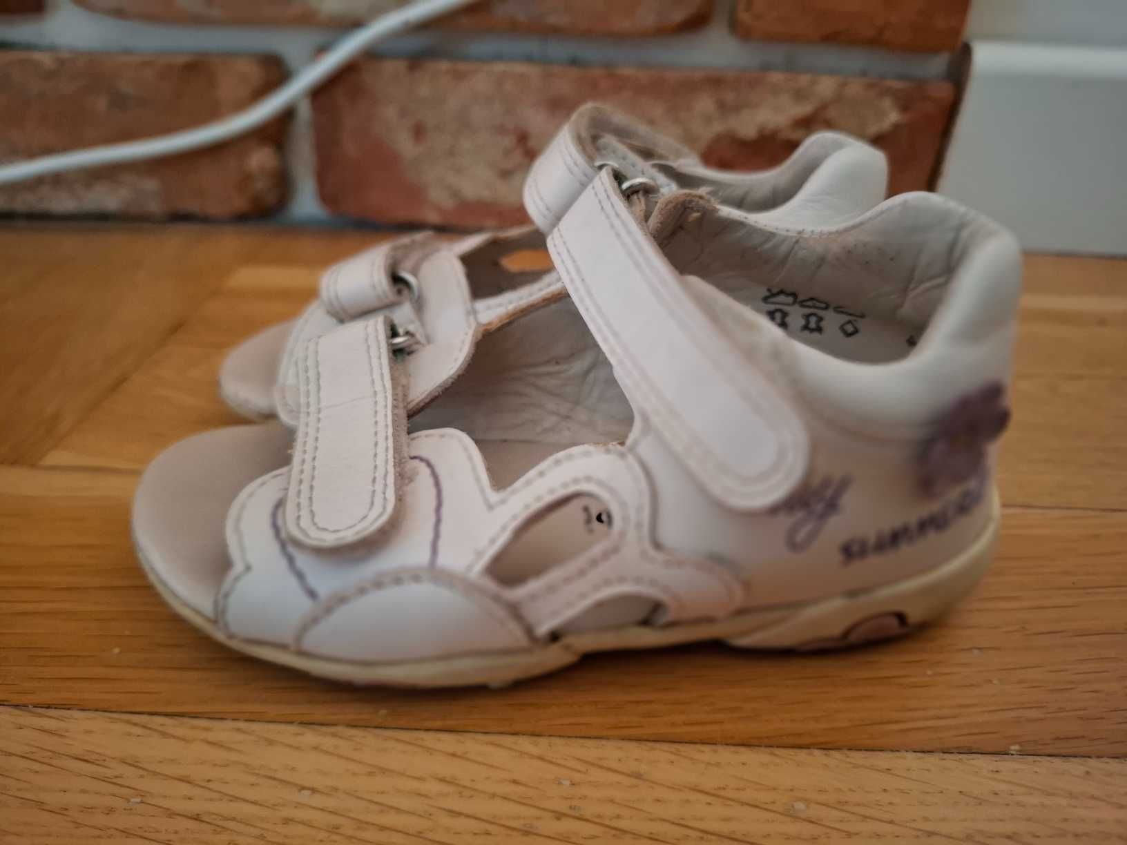 Superfit sandałki skóra 25