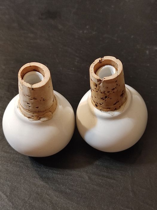 Goebel dozowniki - butelki  Essig und Öl