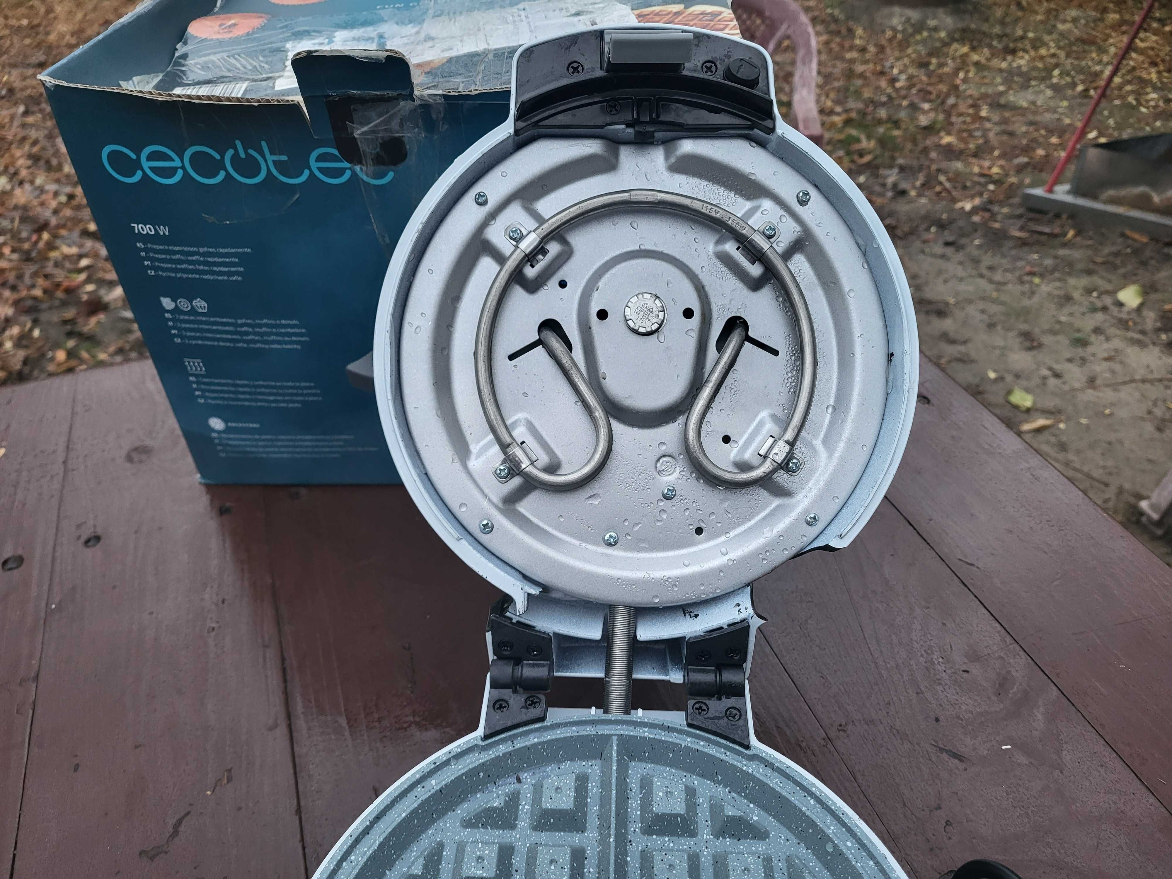 Gofrownica Cecotec Fun Gofrestone 3in1 700W wymienne wkłady babeczki