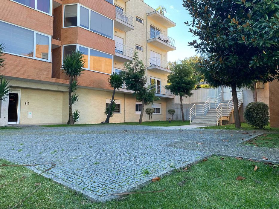 Excelente T2 no centro de Fiães