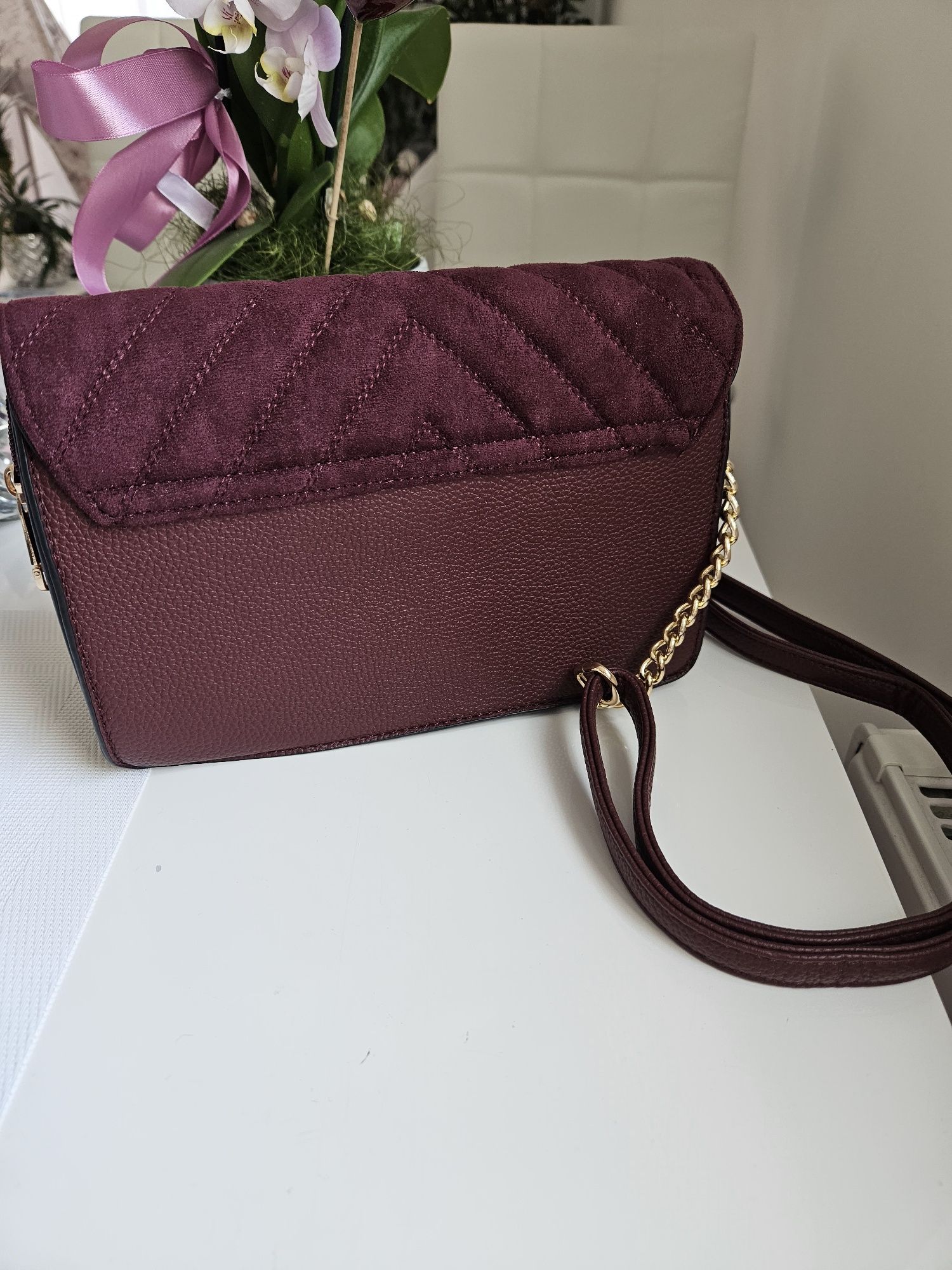 Damska torebka ysl