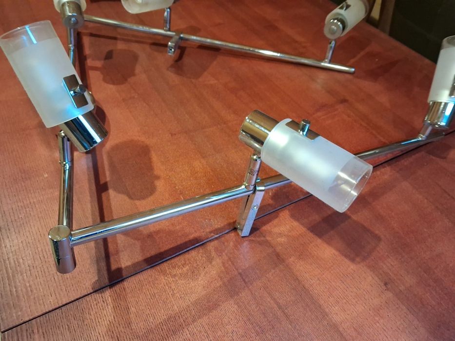 Lampa sufitowa wiszaca