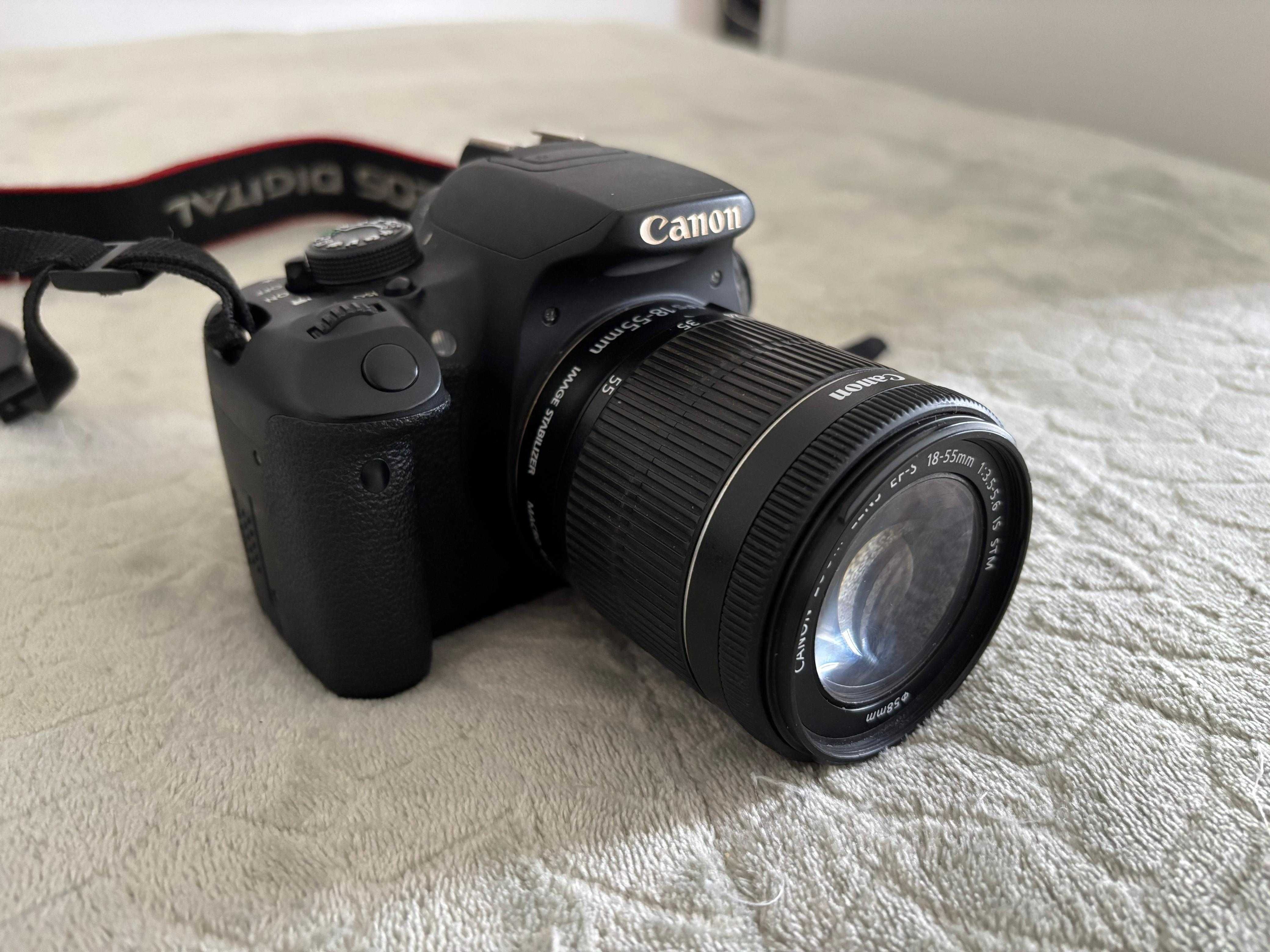 Canon EOS 700D + 2 lentes + mochila canon adventure (não negociável)