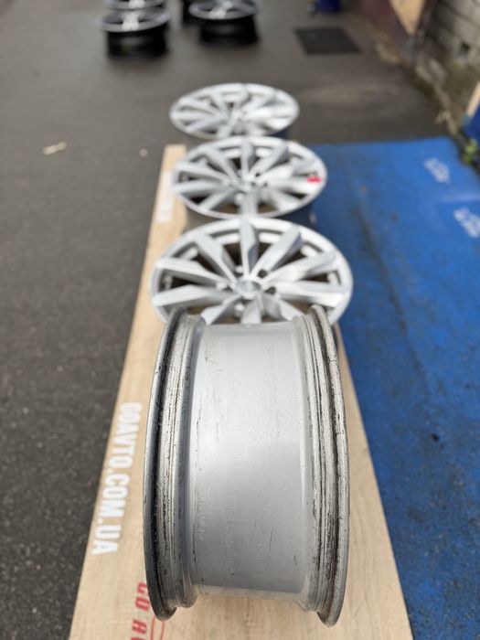 Audi 5/112 R18 ET29 8,5J 66,6 A3 A4 A5 A6 volkswagen skoda seat goauto
