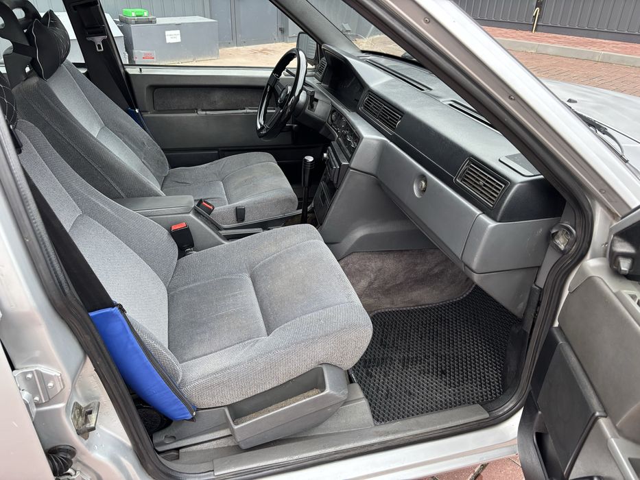 Продам Volvo 940 2.3 turbo(турбо) 1992 год выпуска,сел и полетел.