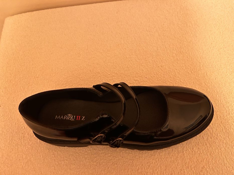 Sapato de verniz chunky