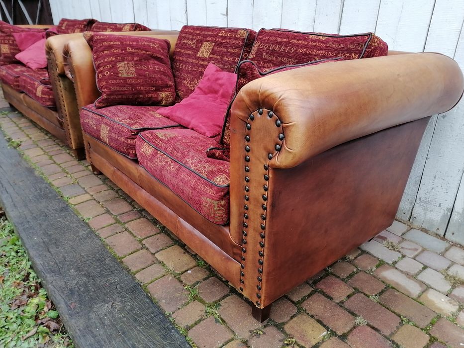 Dwie kanapy chesterfield skóra owcza sofa vintage