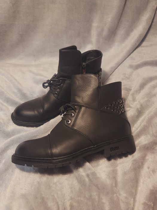 Чоботи демісезонні жіночі 40 розмір