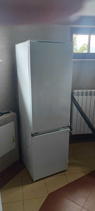 Lodówka electrolux ENN2800AJW do zabudowy