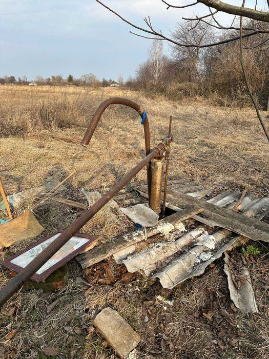 Продаж будинку з великою ділянкою 40 соток у селі Анисів