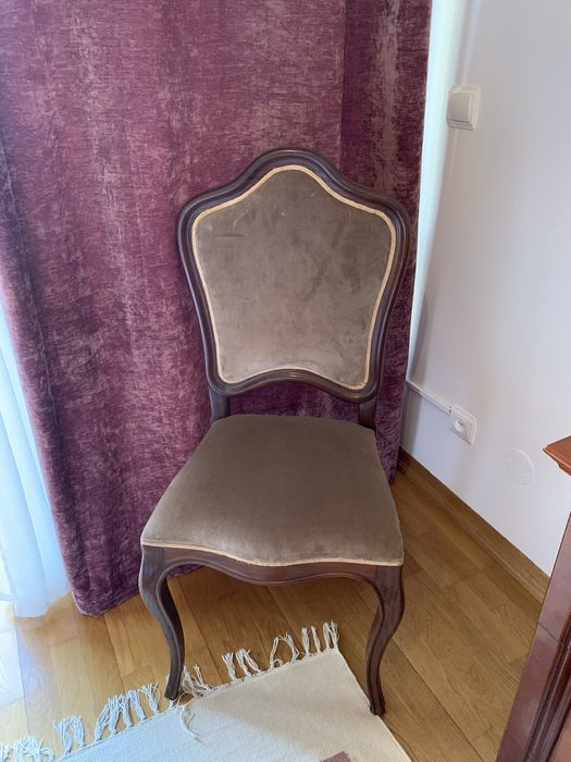 Cadeira romântica, Vintage madeira e veludo lindissima !!