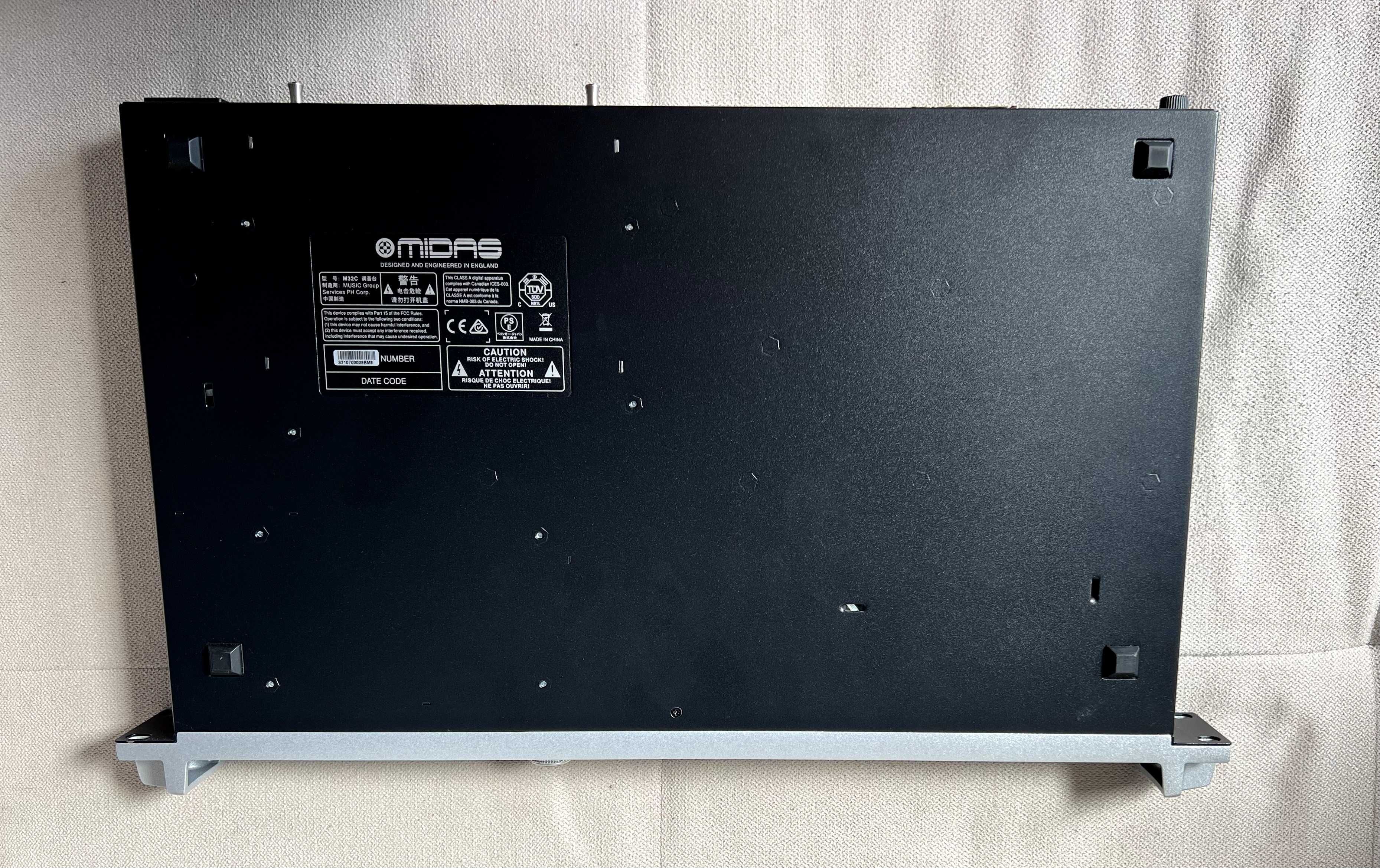 Midas M32C com X-Dante