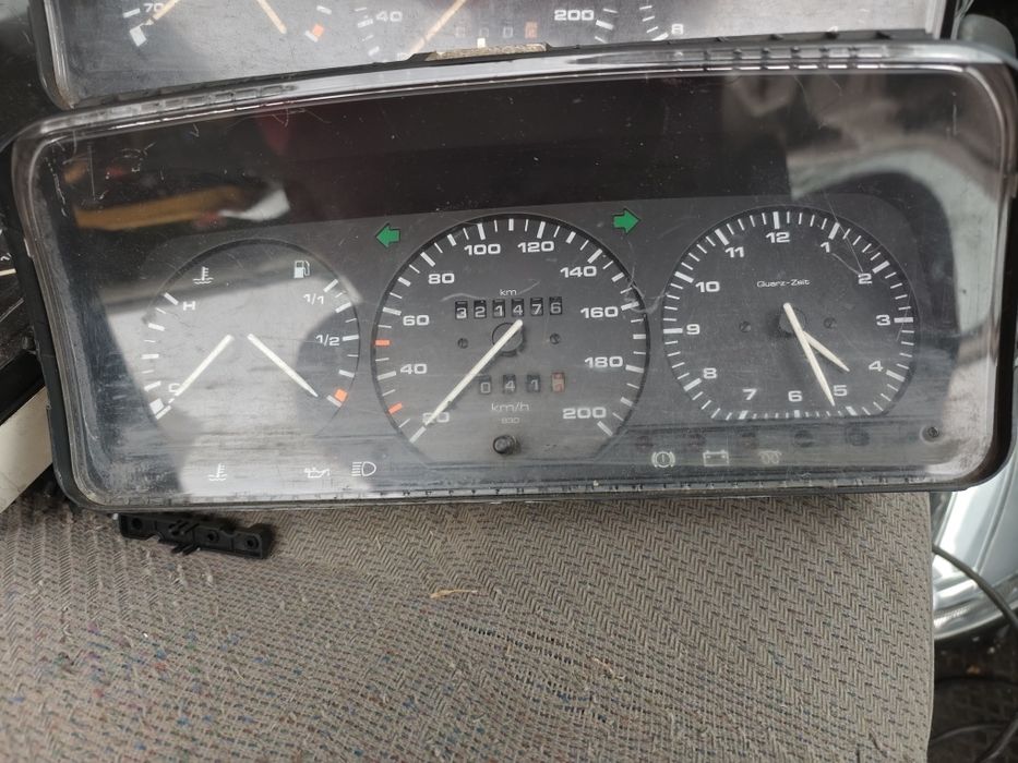 VW T4 licznik 2,4 1,9 diesel Benzyna