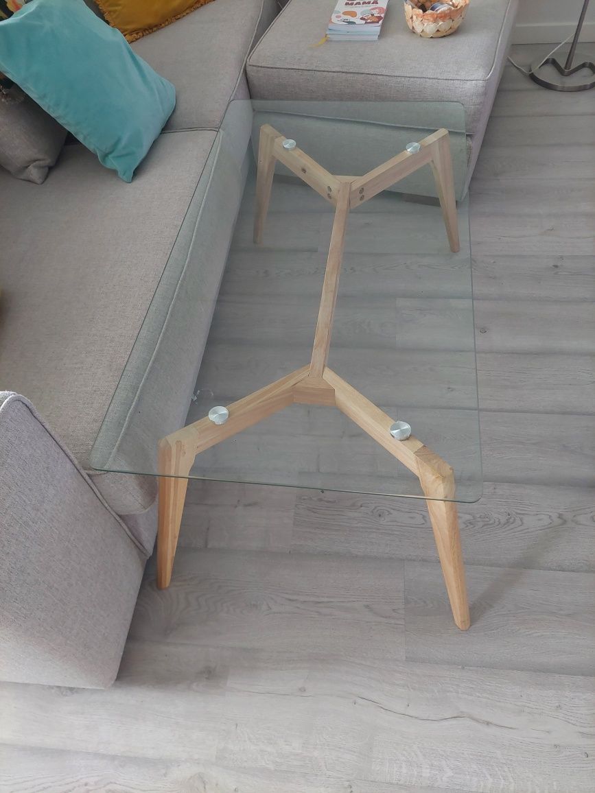 Mesa centro com vidro