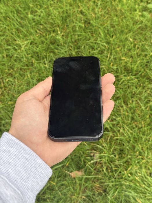 Telefon Iphone 15 128GB Czarny Apple Bateria 100%