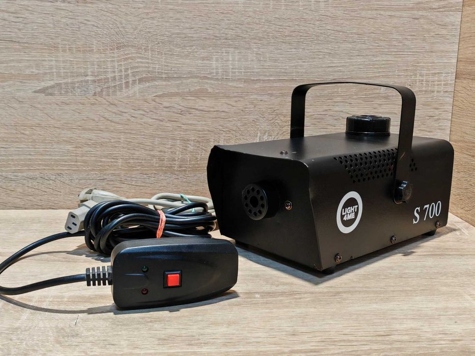Wytwornica dymu Light4Me S700