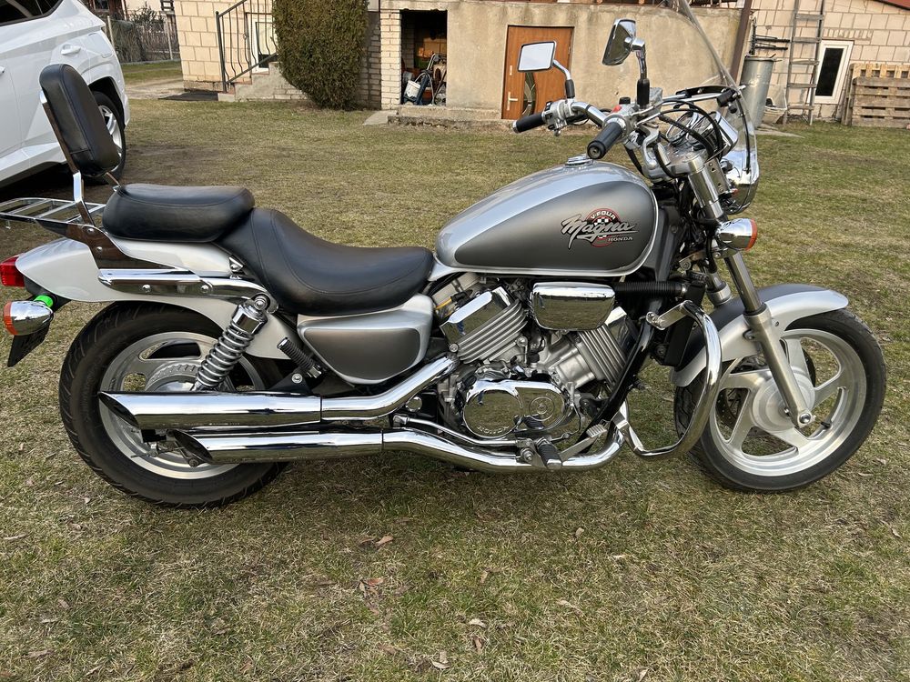 Honda Magna VF 750 C