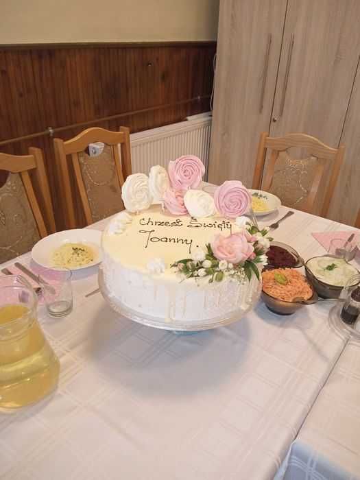 Podane do stołu catering