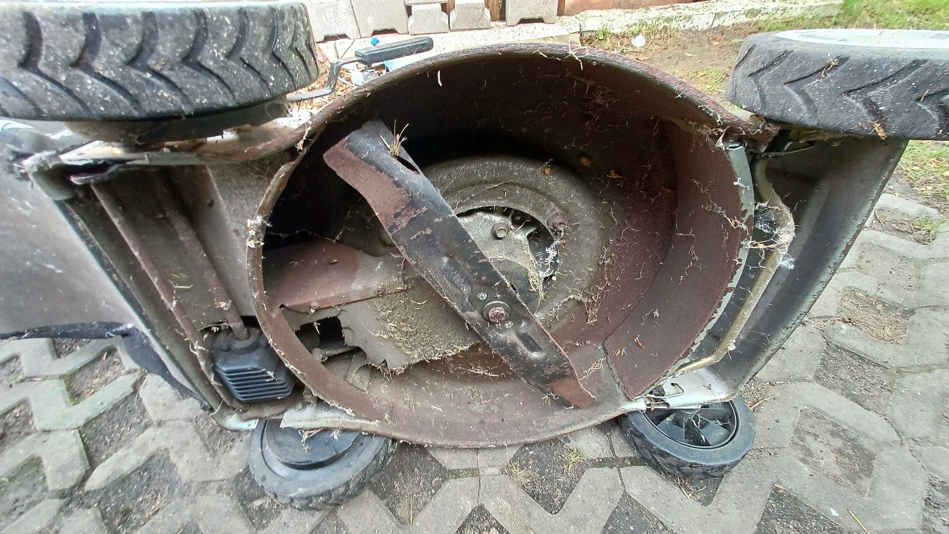 Kosiarka spalinowa