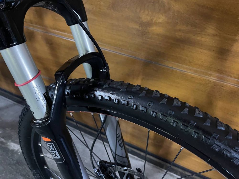 KTM  Ultra 1964, Rock Shox Air