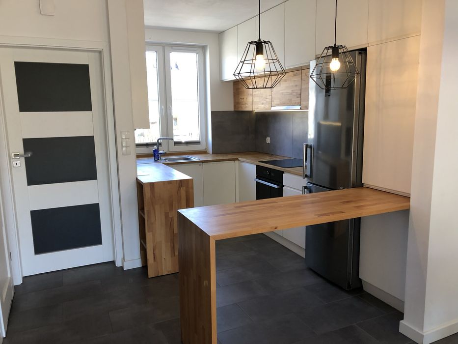 Wynajmę piękny dom szeregowy | 3 pokoje + strych + ogródek z tarasem