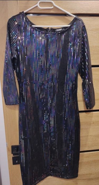 Sukienka Sylwestrowa cekinową L nowa