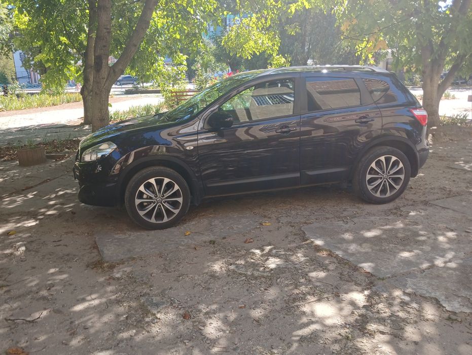Продам авто Nissan Qashqai 2010