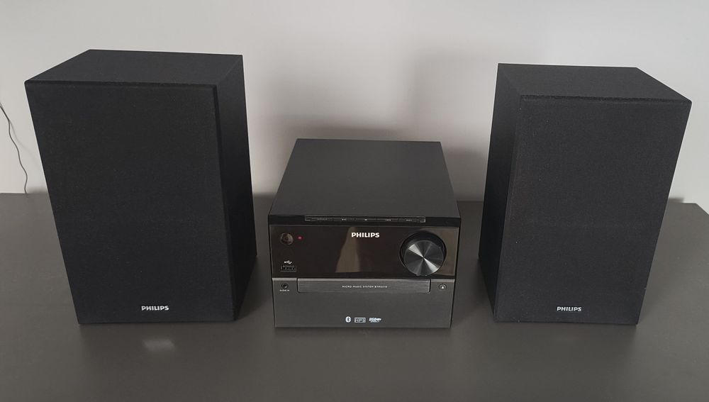 Mikrowieża Philips btm2310/12 + pilot stan idealny