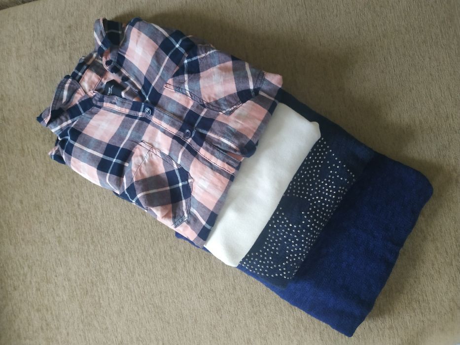 пакет речей три светри і рубашка