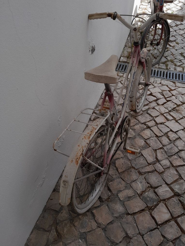 Bicicleta de menina