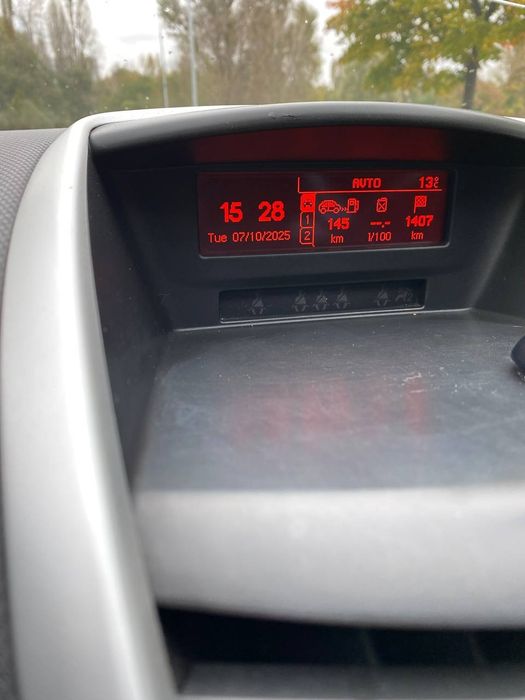 Продам авто Peugeot 207