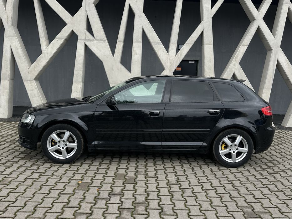 Audi A3 8P Sportback 1.6 TDI  Dotykowy Ekran Grzane fotele