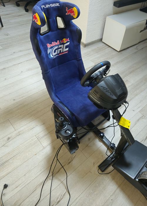 Zestaw do simracingu – Kierownica Thrustmaster T300 RS GT