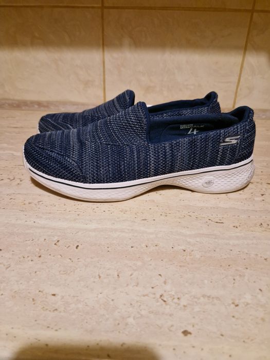 Sneakersy espadryle Skechers Go Walk4 r41