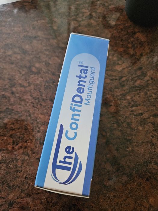 The ConfiDental Mouthguard 4-in-1 / Zestaw 3 szyn relaksacyjnych na br