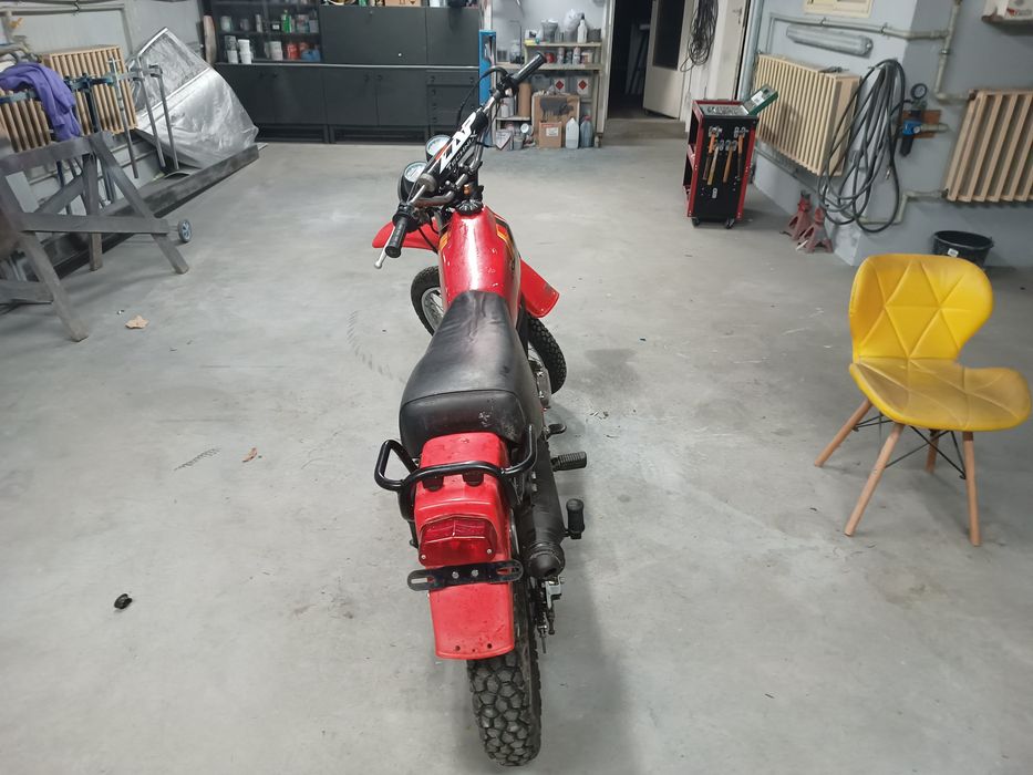 Kawasaki KE 125 z dokumentami
