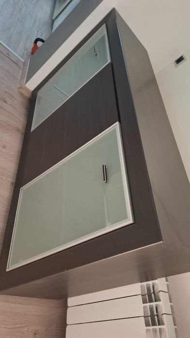 Komoda Black Red White Wenge i mleczne szkło