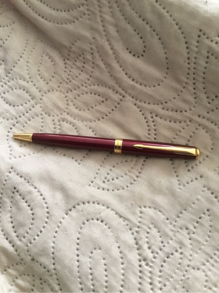 Ручка Parker Sonnet 08 Slim Laque Ruby Red GT BP 85 931R