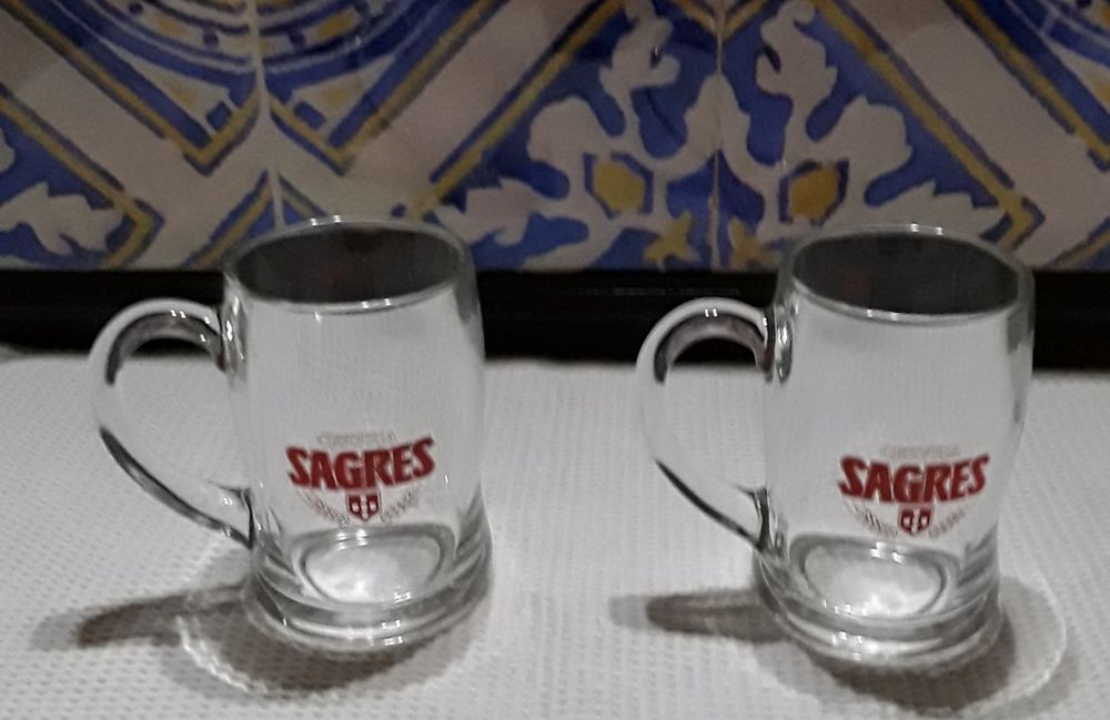 Canecas de cerveja da marca Sagres vintage, em vidro, 30 cl e 35 cl
