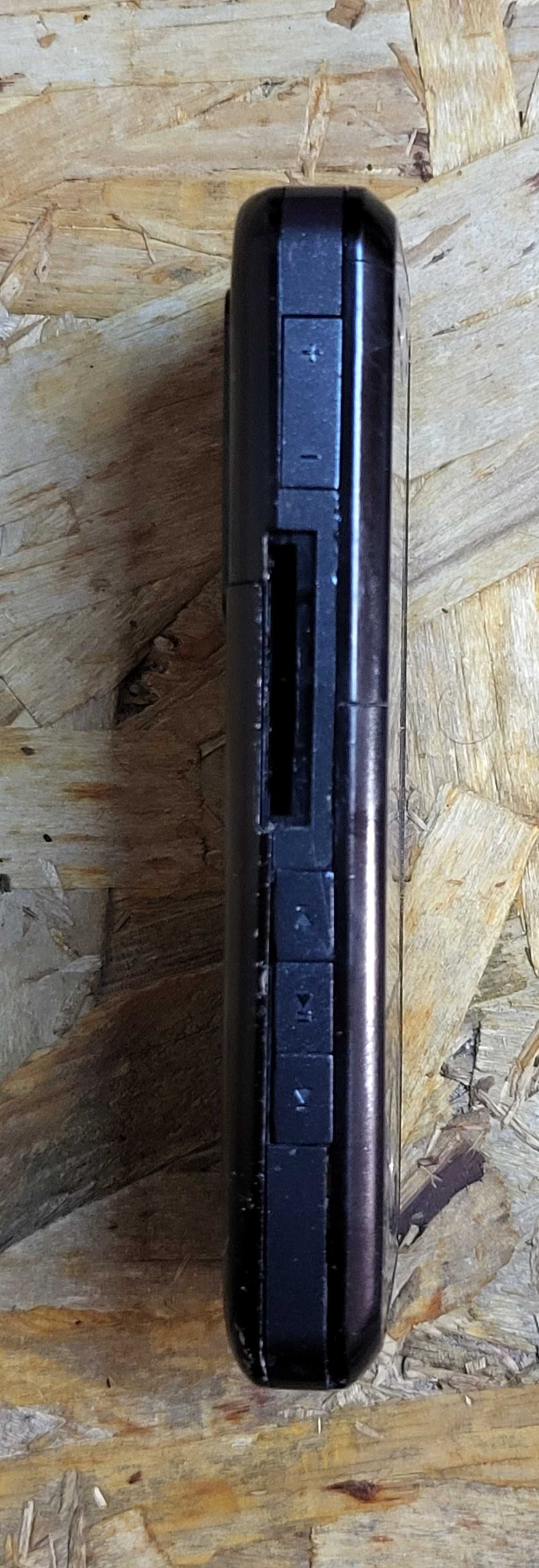 Продам телефон Motorola Rokr E6