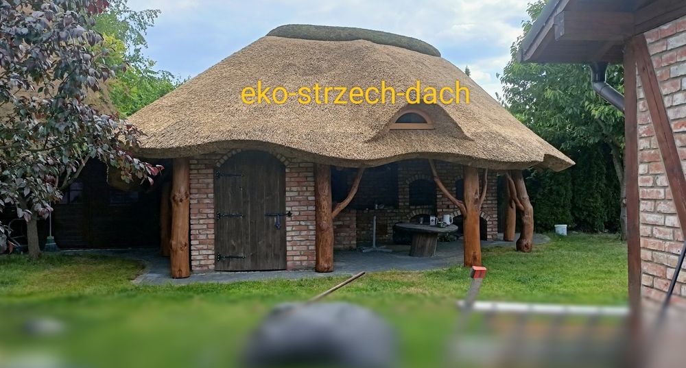 Altany kryte strzecha, dachy z trzciny, renowacje dachów