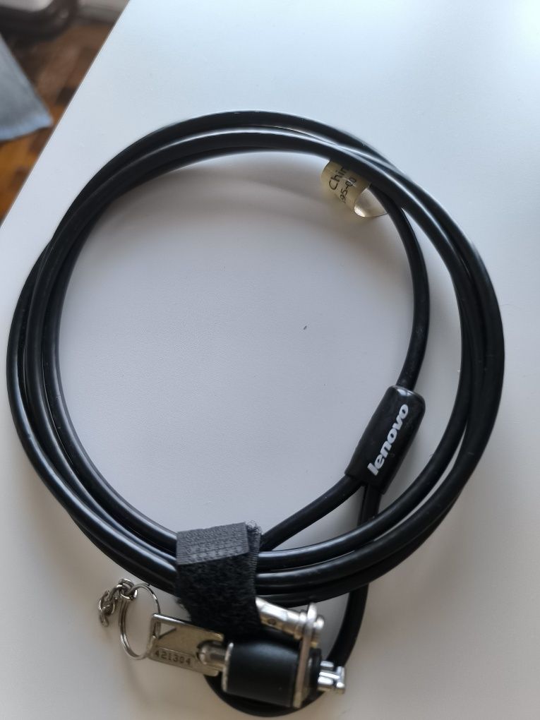 Cadeado Lenovo com 1 chave