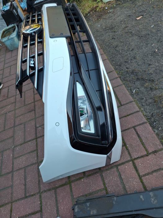 Vw Passat B8 lift R-Line zderzak przedni kompletny 6 pdc spryski