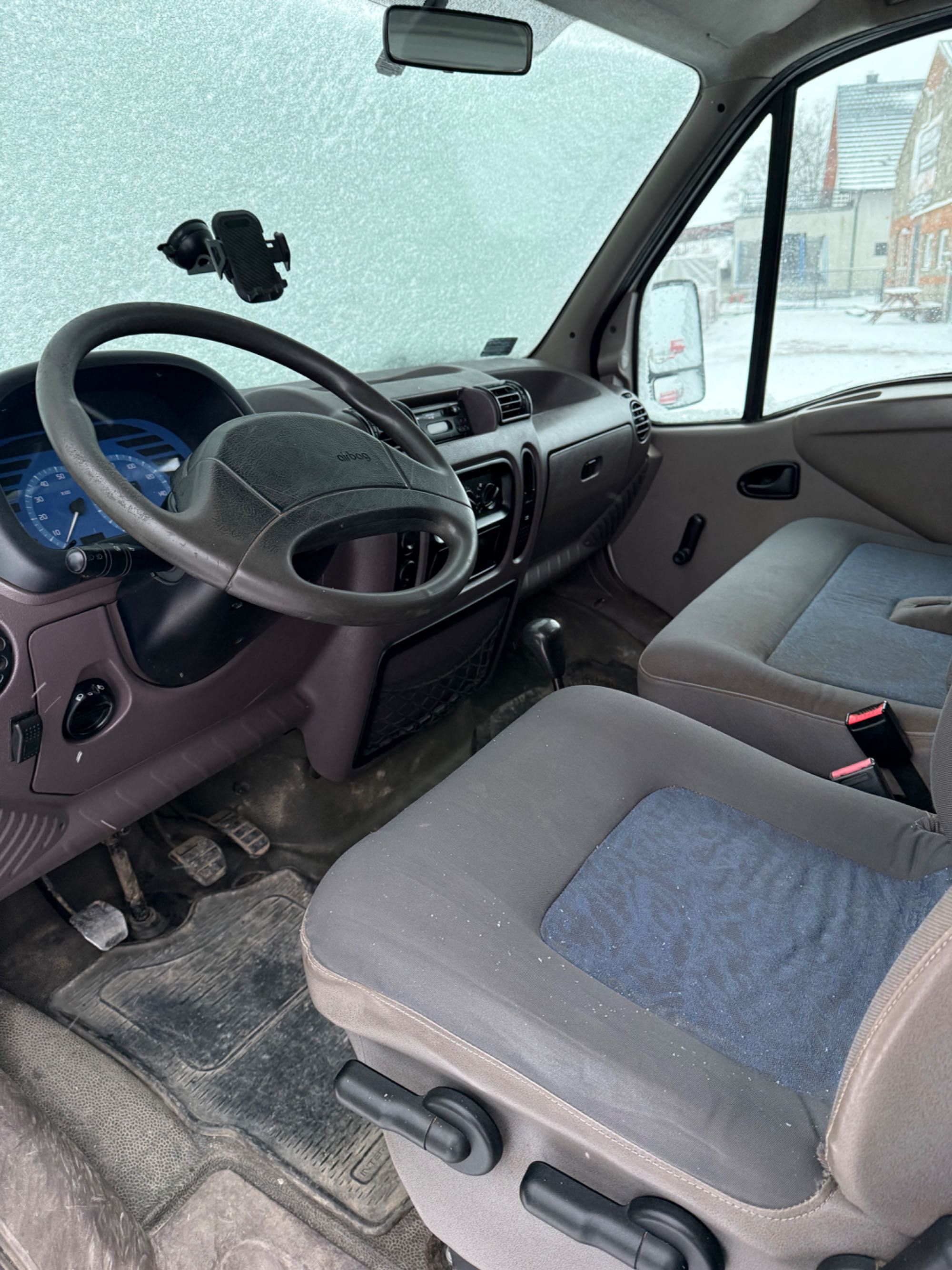 Renault Master Hds wywrotka 7 osób