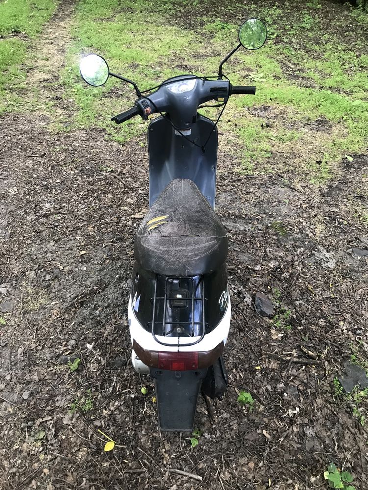 Скутер Honda Pal на повному ходу