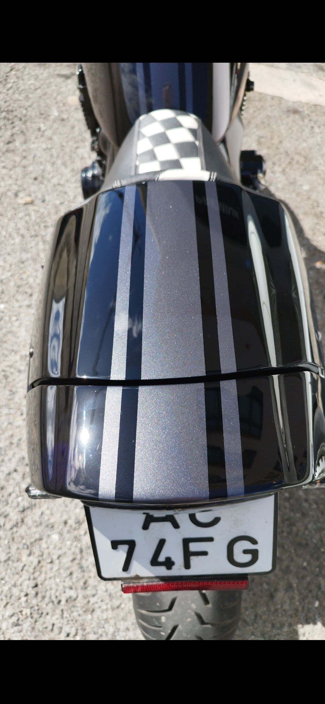 Kawasaki ZRX 1100