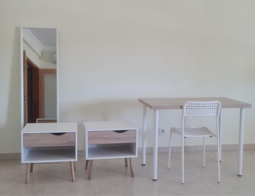 Mesa/cadeira/espelho/movel de cabeceira