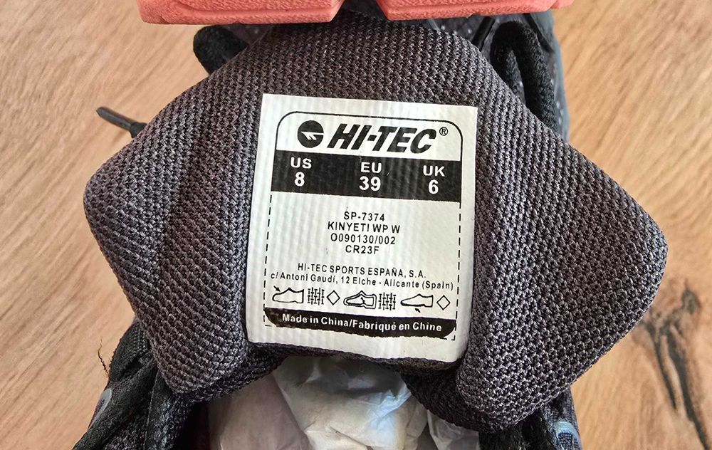 Водонепроникні жіночі кросівки Hi Tec 39 розмір